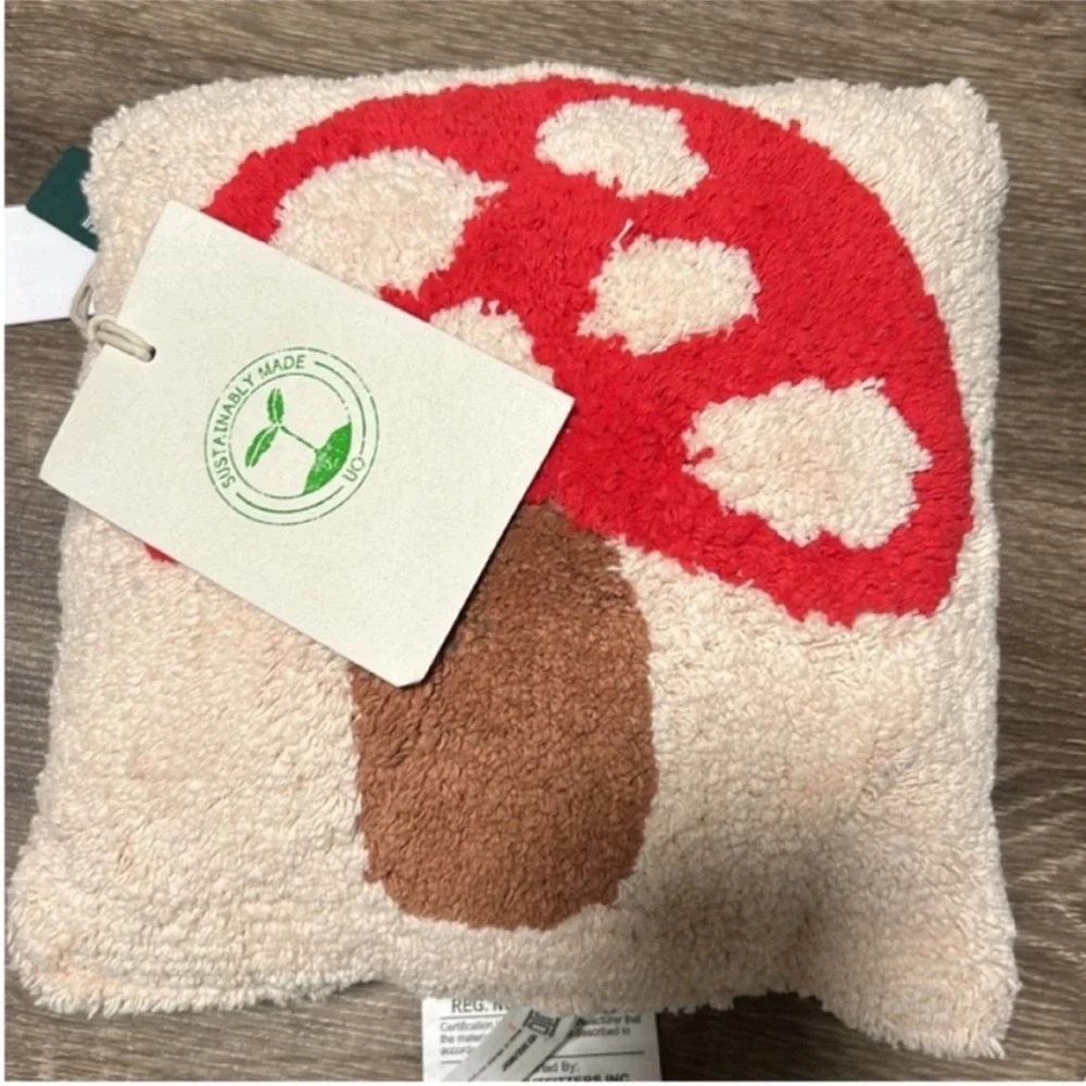 Mushroom Mini Tufted Throw Pillow